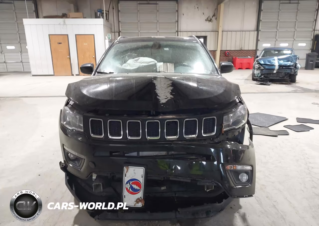 2019 Jeep Compass Latitude 4X4 VIN:3C4NJDBBXKT683713 - 12