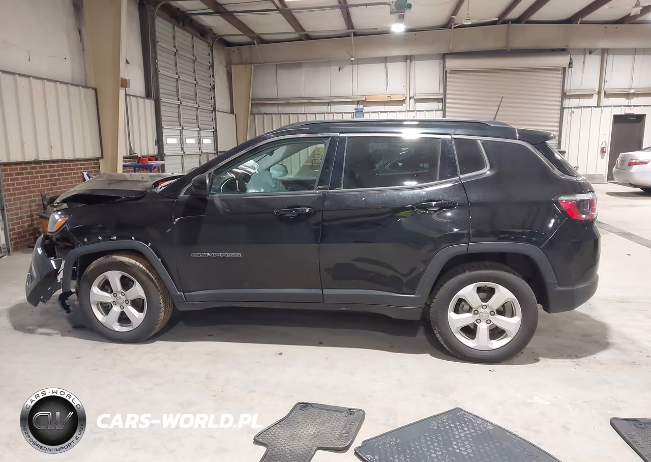 2019 Jeep Compass Latitude 4X4 VIN:3C4NJDBBXKT683713 - 14