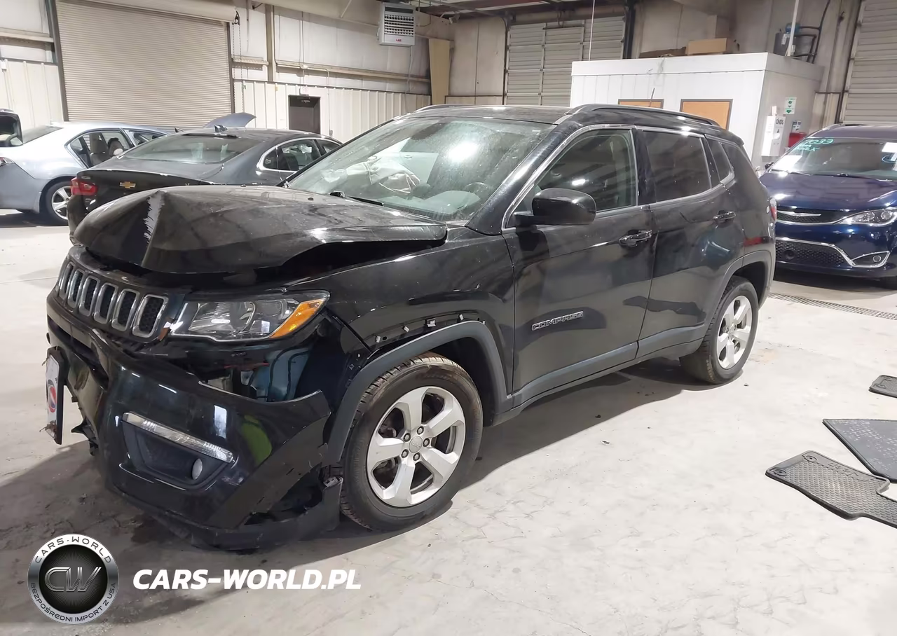 2019 Jeep Compass Latitude 4X4 VIN:3C4NJDBBXKT683713 - 2