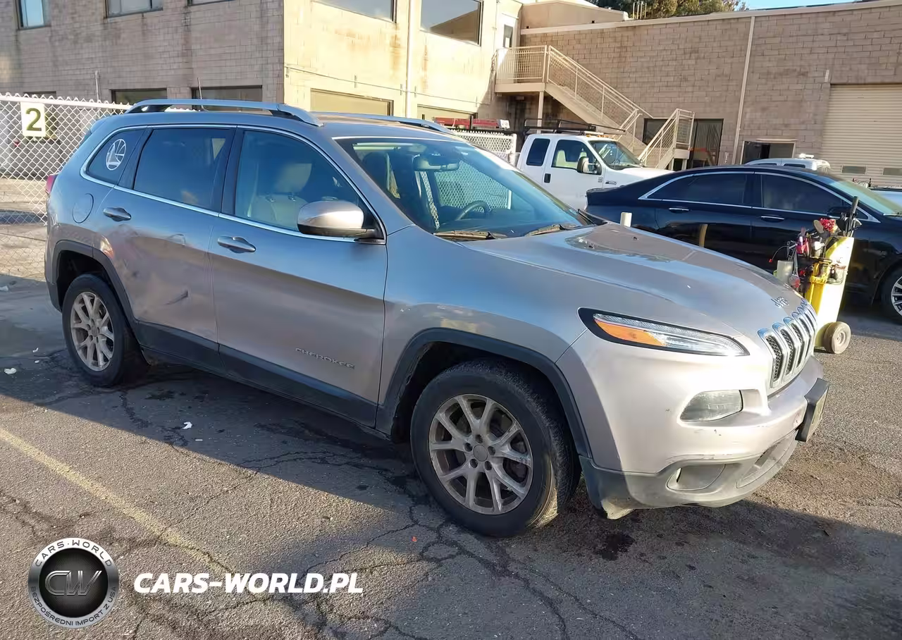 2017 Jeep Cherokee Latitude Fwd