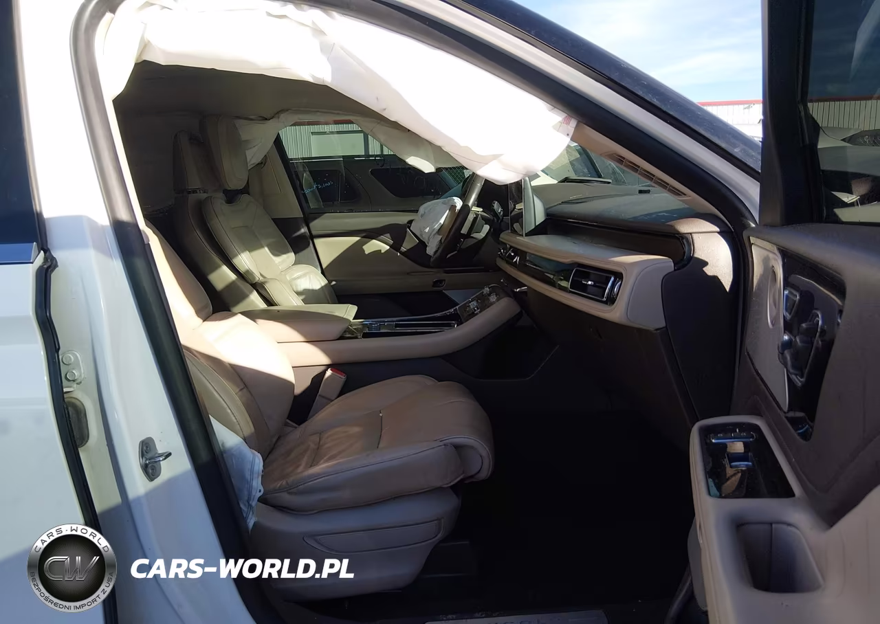 2020 Lincoln Aviator Reserve VIN:5LM5J7XC7LGL30895 - 5