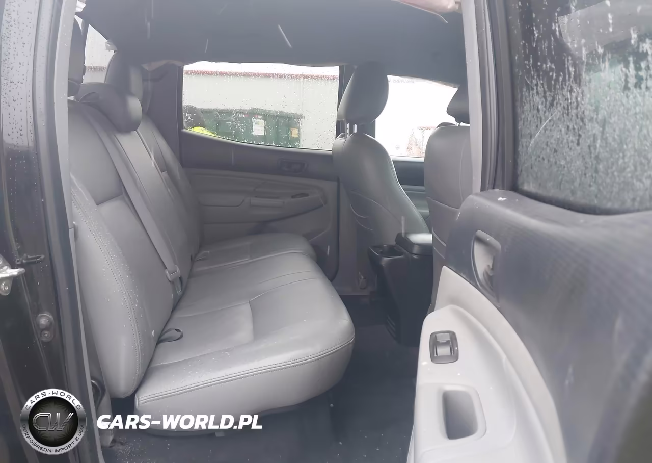 2015 Toyota Tacoma Base V6 VIN:5TFLU4ENXFX145088 - 8