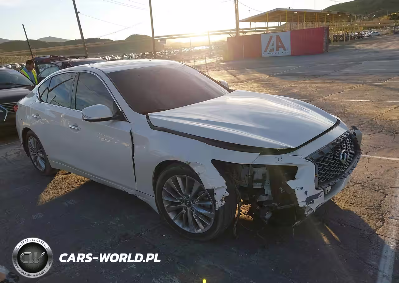 2021 Infiniti Q50 Luxe