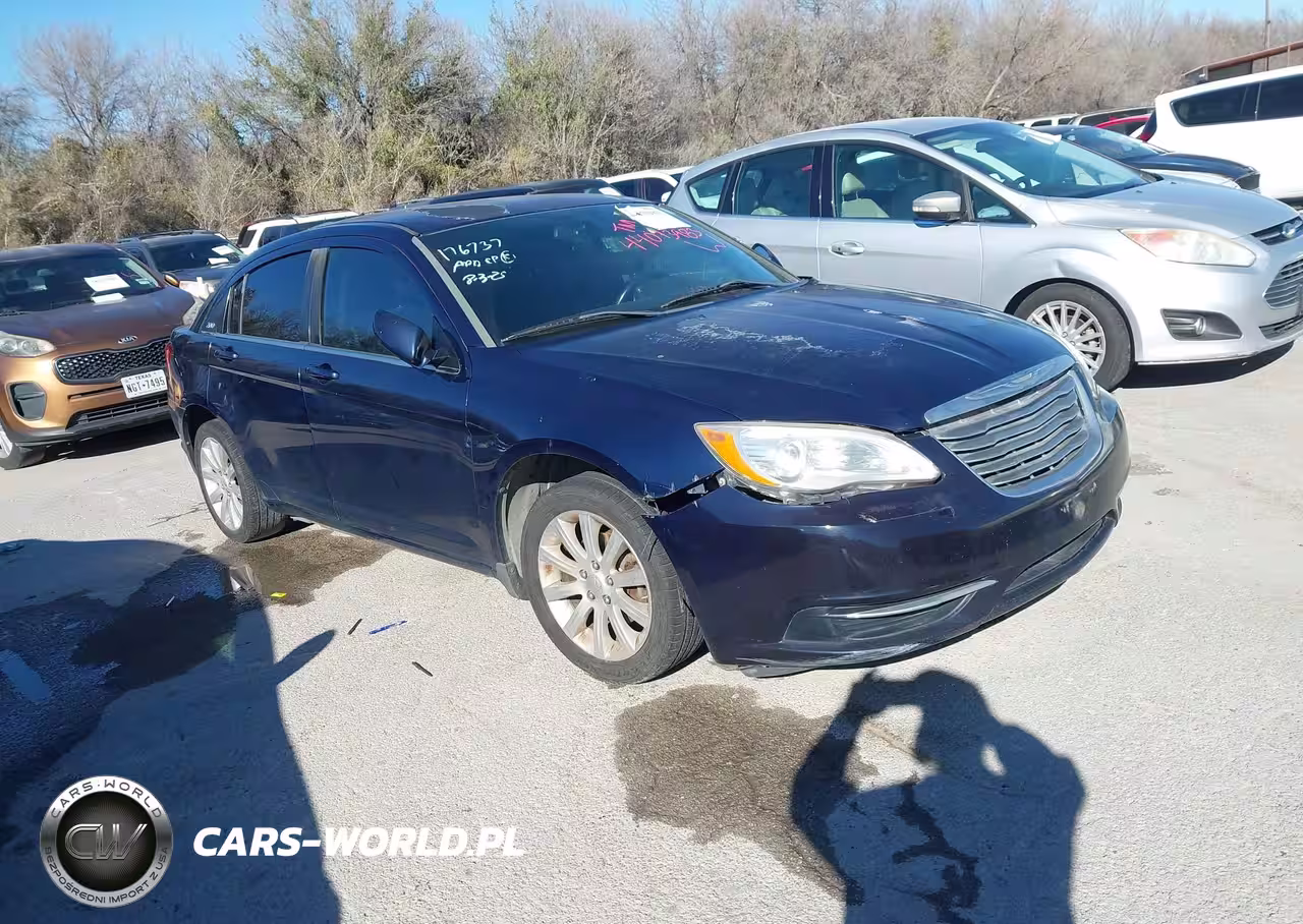 2013 Chrysler 200 Touring