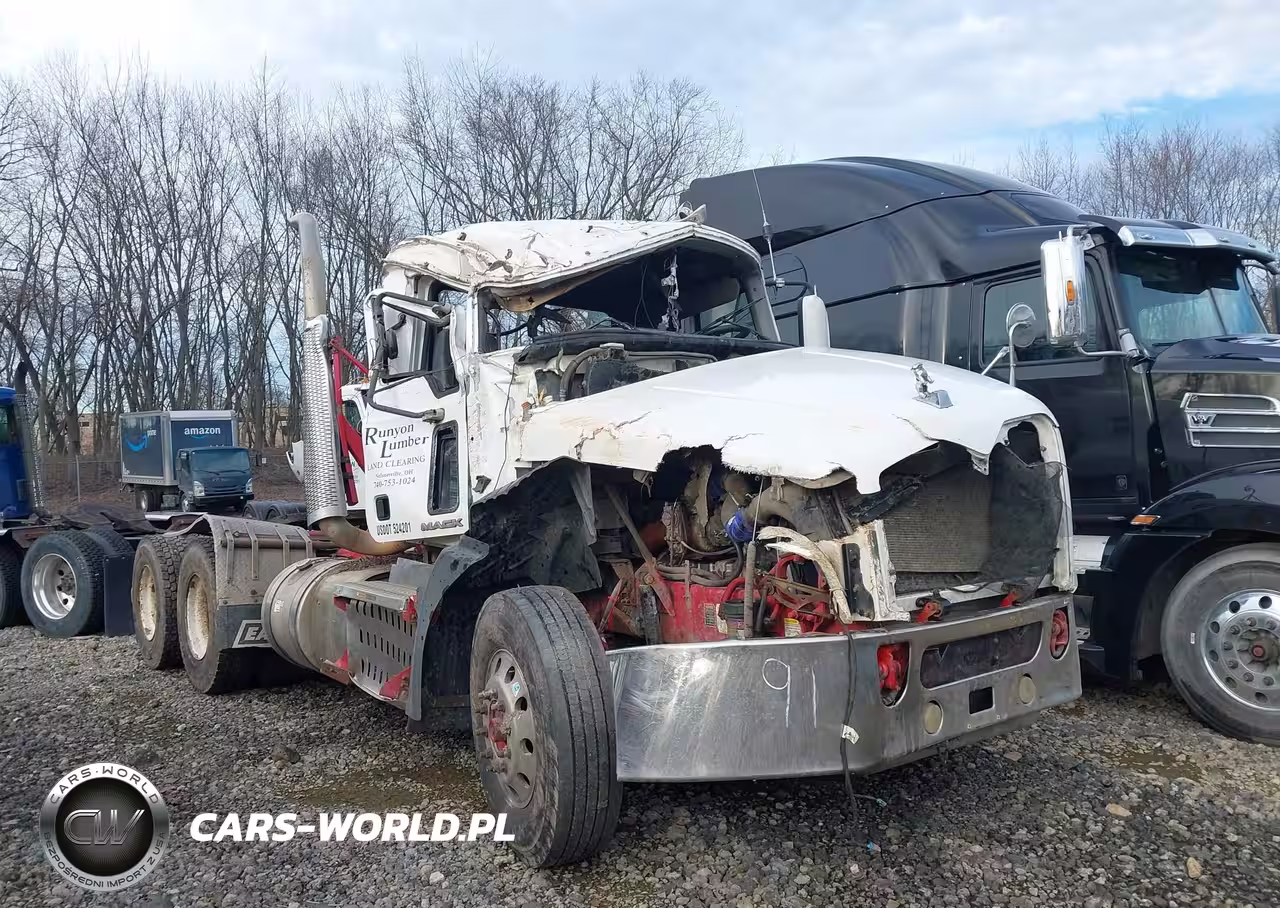 2013 Mack 600 Cxu600