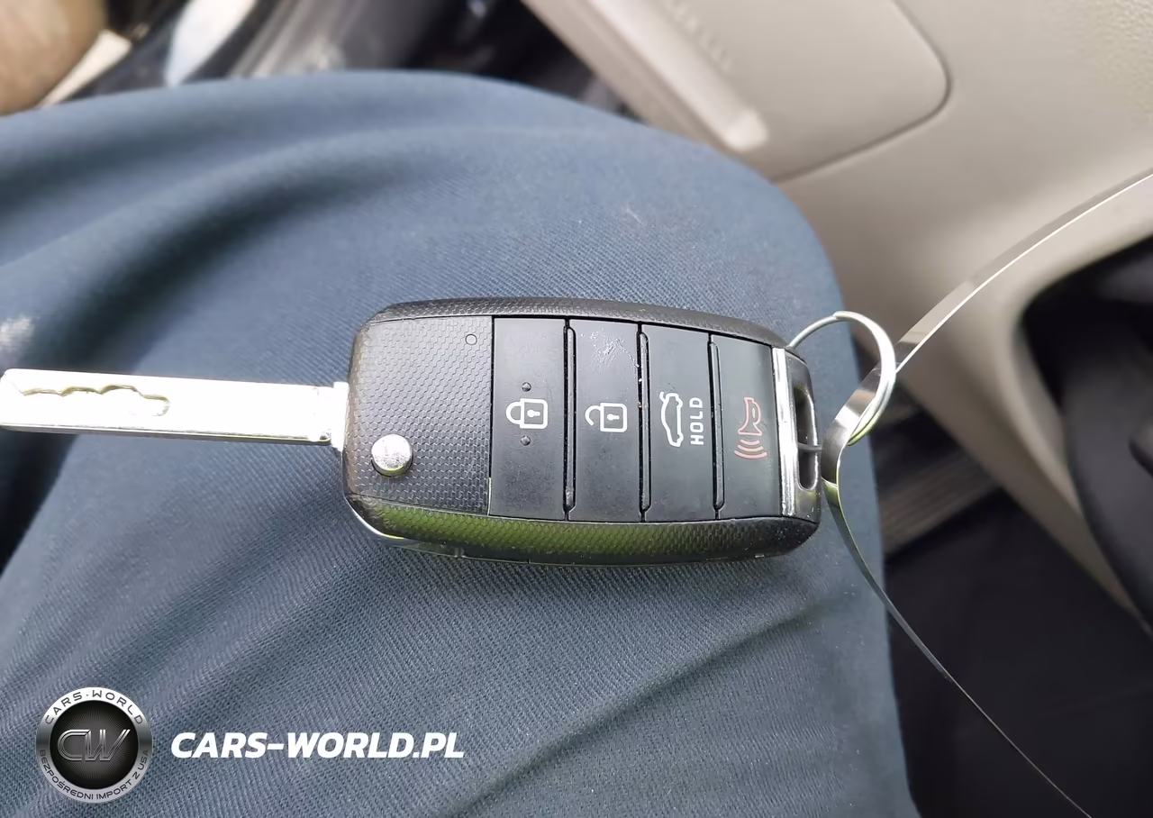 2018 Kia Optima Lx VIN:5XXGT4L31JG178678 - 11