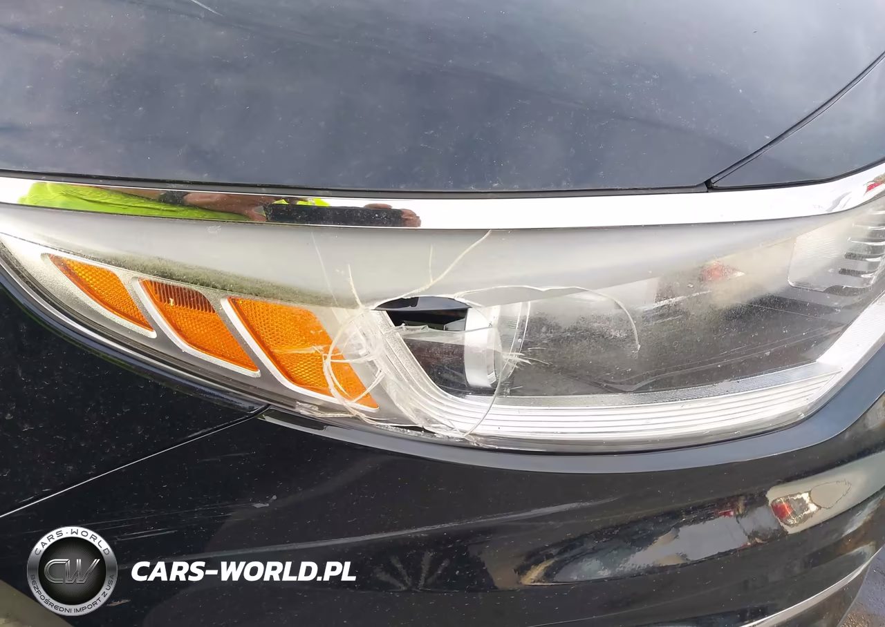 2018 Kia Optima Lx VIN:5XXGT4L31JG178678 - 18