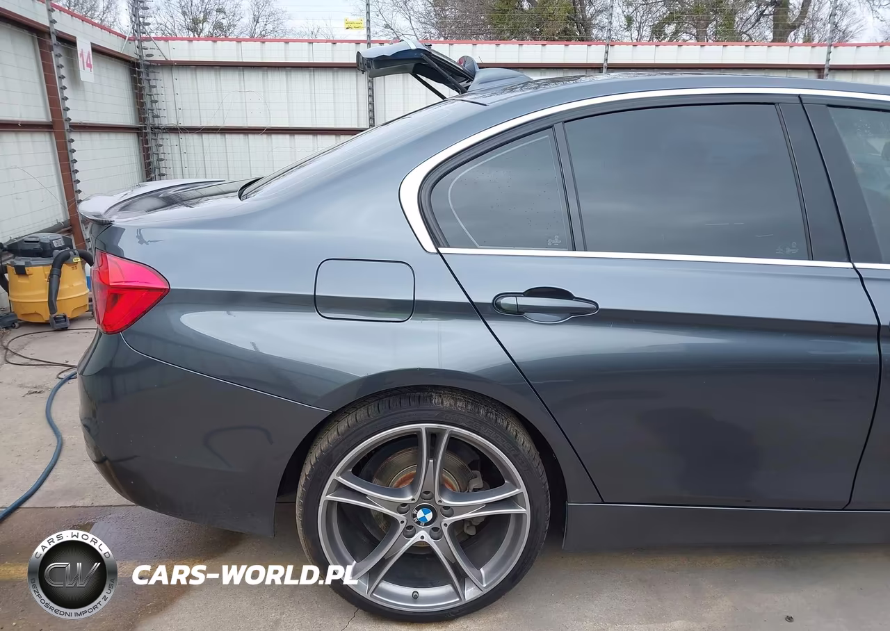 2016 BMW 328I VIN:WBA8E9G50GNT85113 - 18