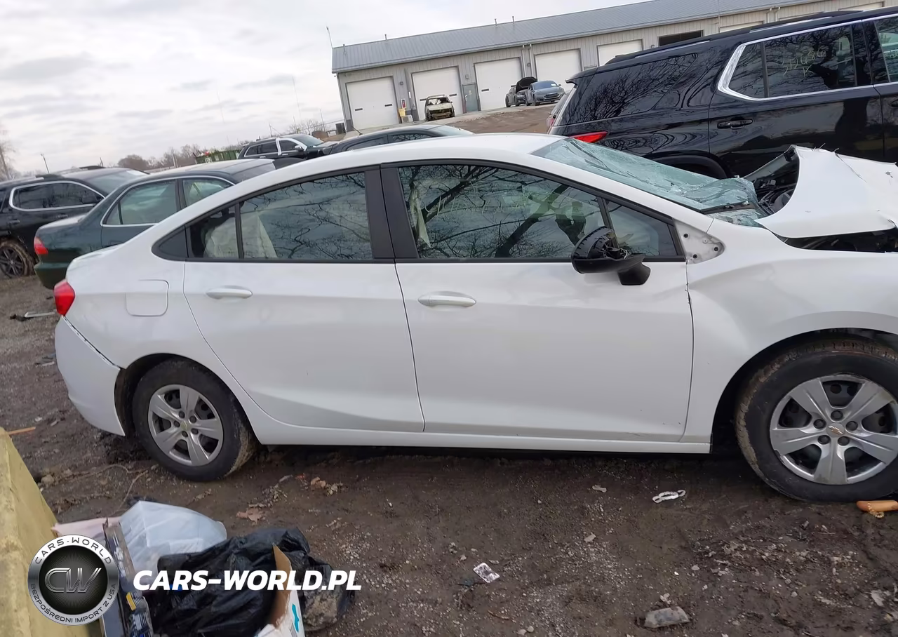 2016 Chevrolet Cruze Ls Auto VIN:1G1BC5SM2G7259483 - 13