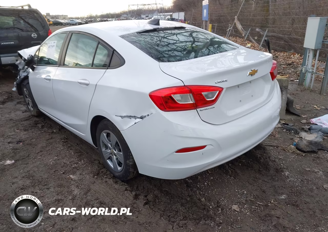 2016 Chevrolet Cruze Ls Auto VIN:1G1BC5SM2G7259483 - 3