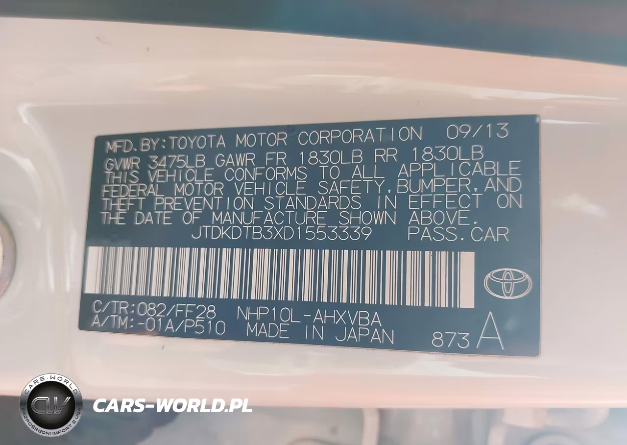 2013 Toyota Prius C Two VIN:JTDKDTB3XD1553339 - 9