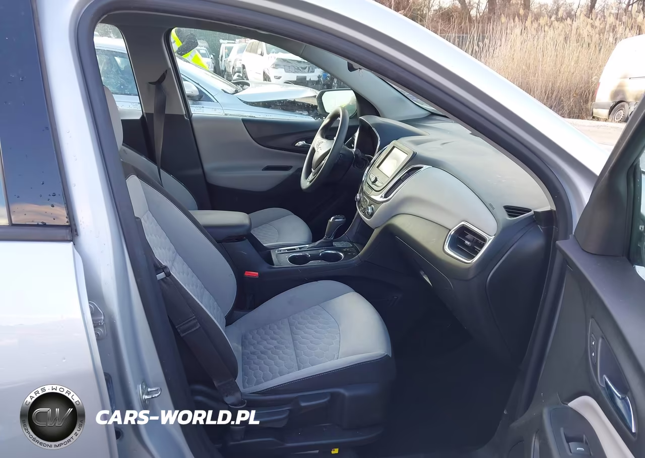 2018 Chevrolet Equinox Ls VIN:2GNAXHEV3J6315992 - 5