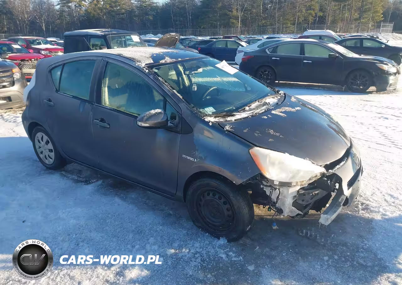 2013 Toyota Prius C Two