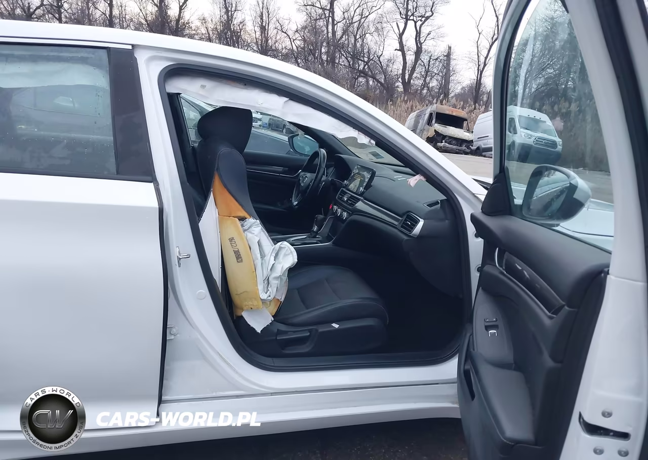 2018 Honda Accord Sport VIN:1HGCV1F35JA209396 - 5