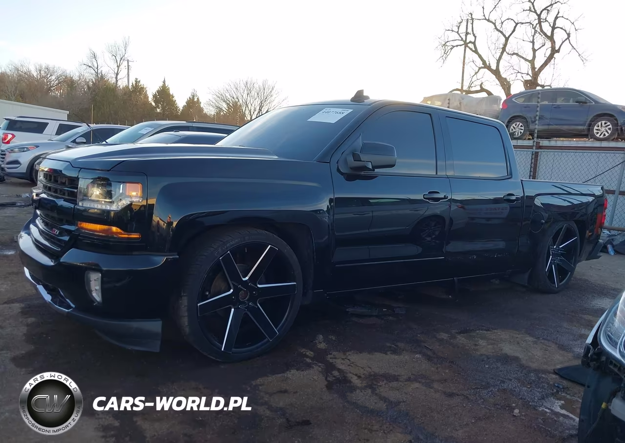 2018 Chevrolet Silverado 1500 2Lt VIN:3GCUKREC9JG628381 - 14