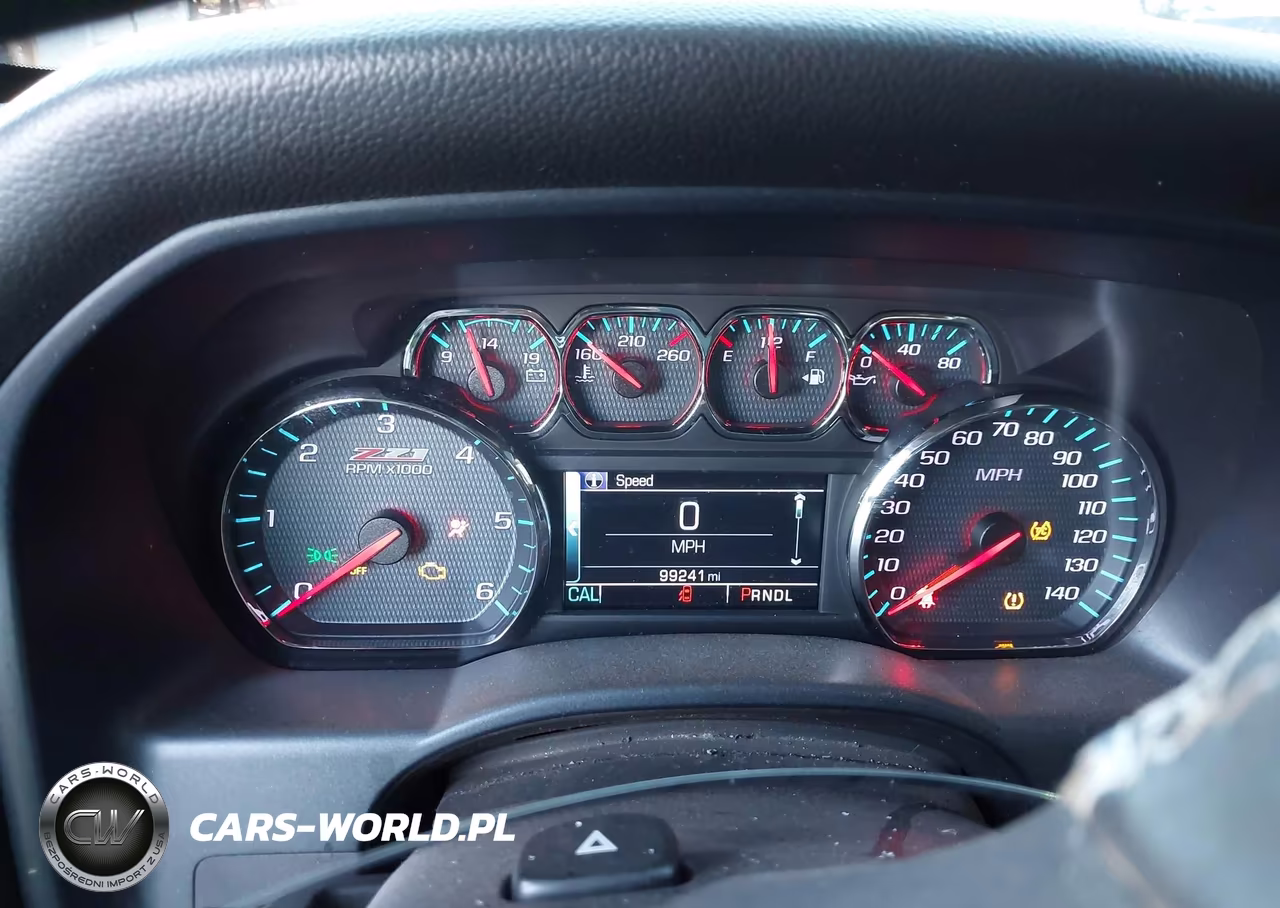 2018 Chevrolet Silverado 1500 2Lt VIN:3GCUKREC9JG628381 - 7