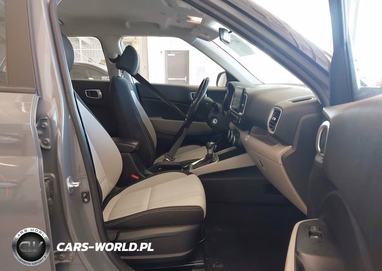 2021 Hyundai Venue Sel VIN:KMHRC8A37MU114285 - 5
