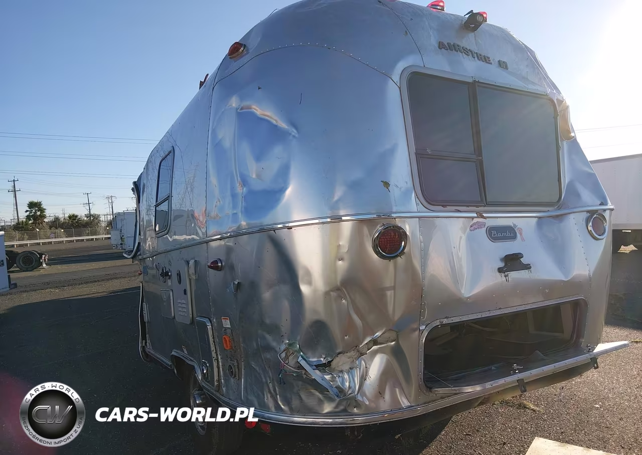 2024 Airstream Other VIN:1STHMAC16RJ571387 - 10