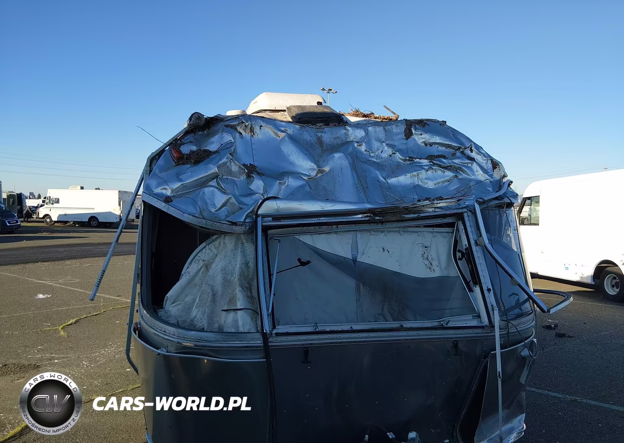 2024 Airstream Other VIN:1STHMAC16RJ571387 - 6