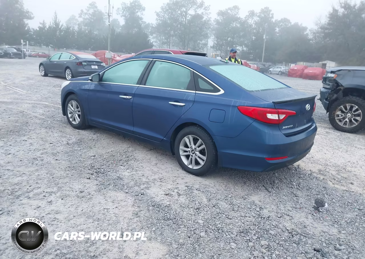 2015 Hyundai Sonata Eco VIN:5NPE24AA0FH109584 - 3