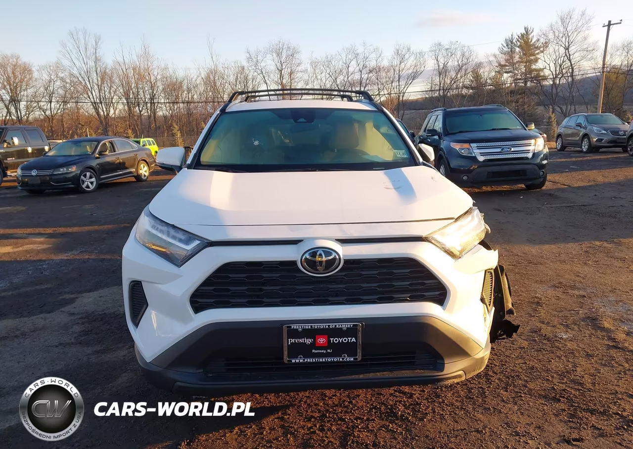 2025 Toyota Rav4 Hybrid Le VIN:4T3MWRFV1SU209916 - 12