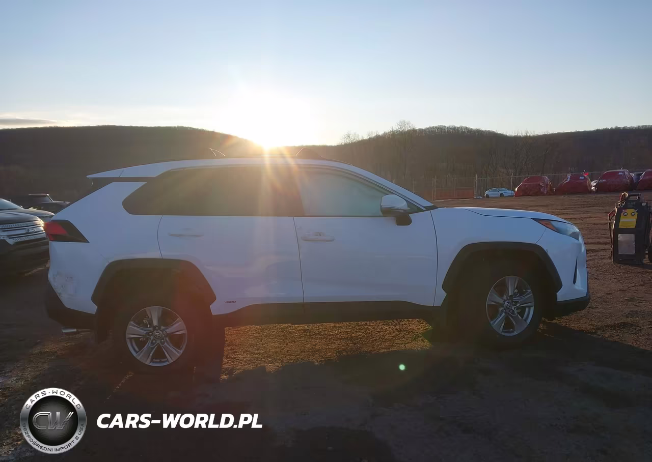 2025 Toyota Rav4 Hybrid Le VIN:4T3MWRFV1SU209916 - 13