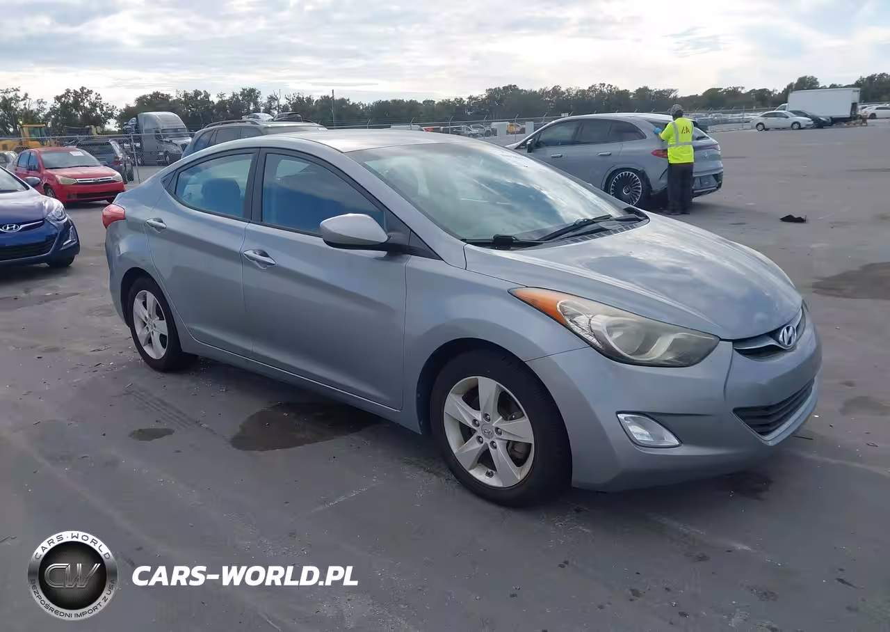 2013 Hyundai Elantra Gls