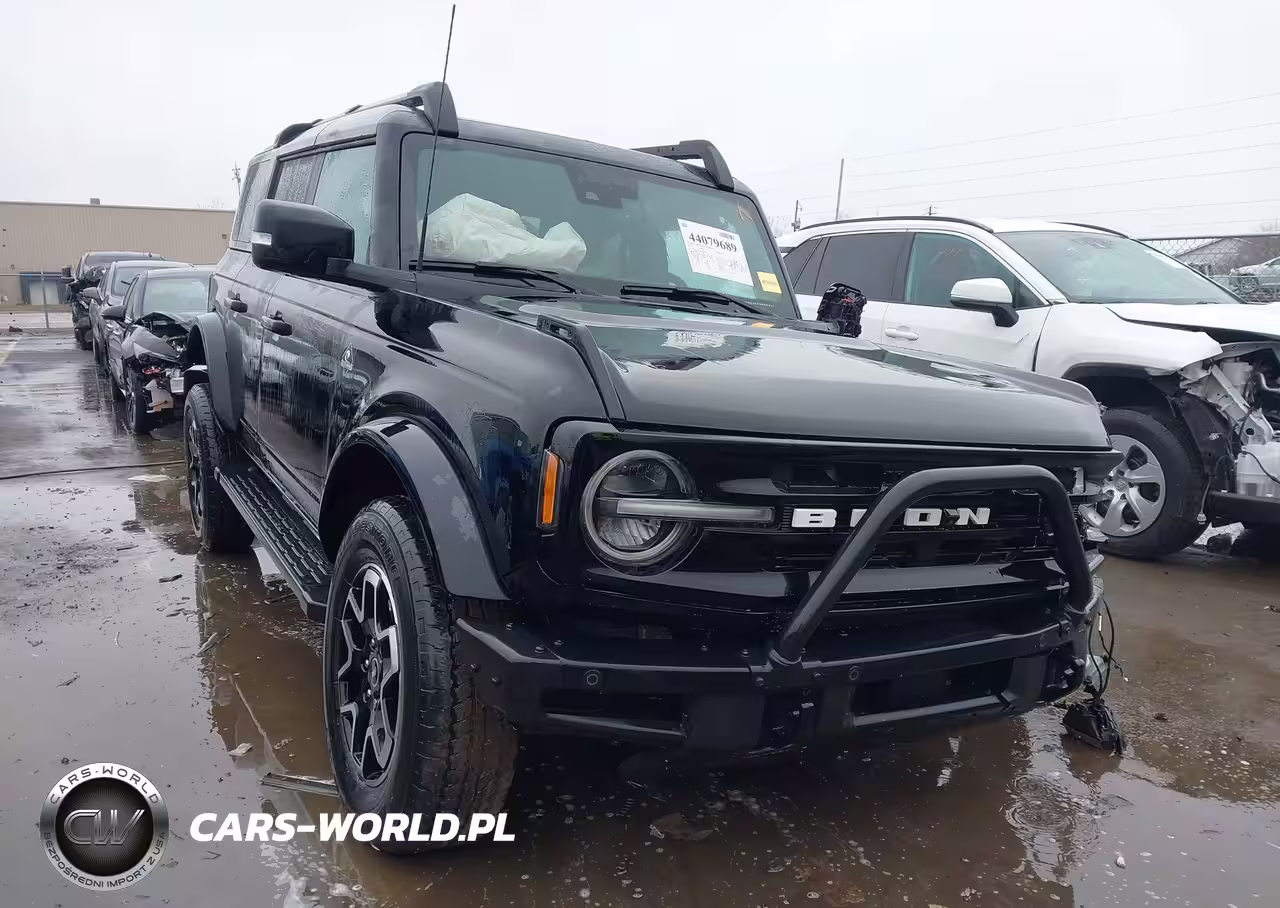 2023 Ford Bronco Outer Banks
