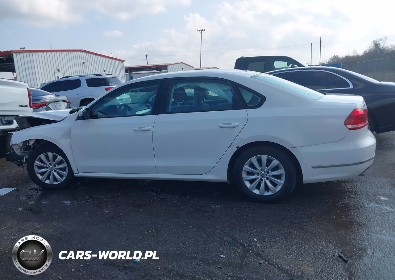 2013 Volkswagen Passat S VIN:1VWAH7A30DC095157 - 14