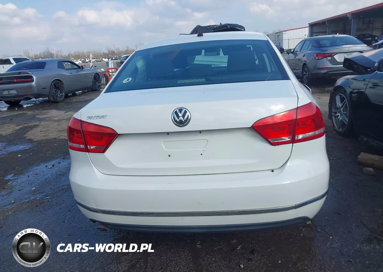 2013 Volkswagen Passat S VIN:1VWAH7A30DC095157 - 16
