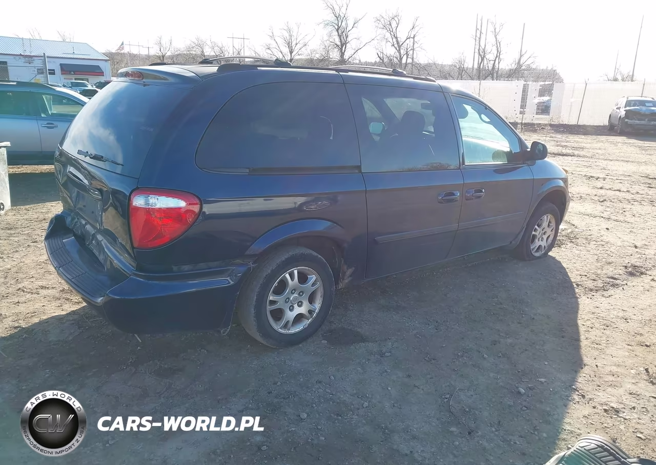 2004 Dodge Grand Caravan Sxt VIN:2D4GP44LX4R526401 - 4