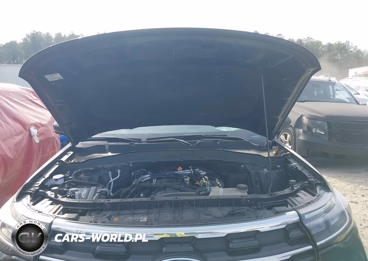 2025 Ford Explorer Active VIN:1FMUK8DH2SGA57087 - 10