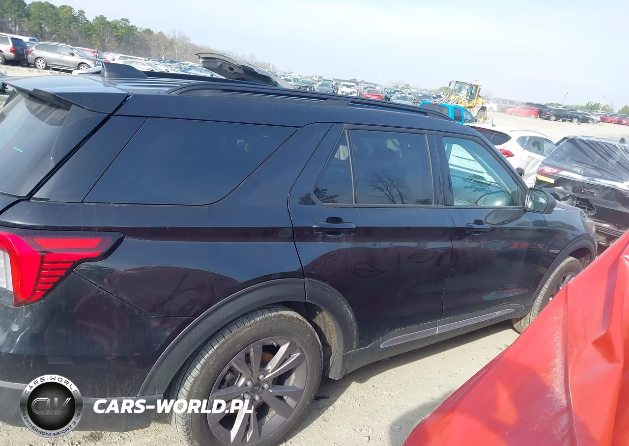 2025 Ford Explorer Active VIN:1FMUK8DH2SGA57087 - 13