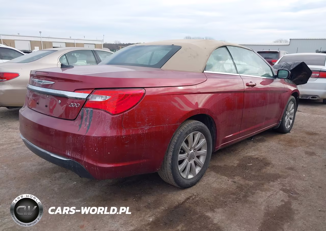 2011 Chrysler 200 Touring VIN:1C3BC2EG4BN532671 - 4