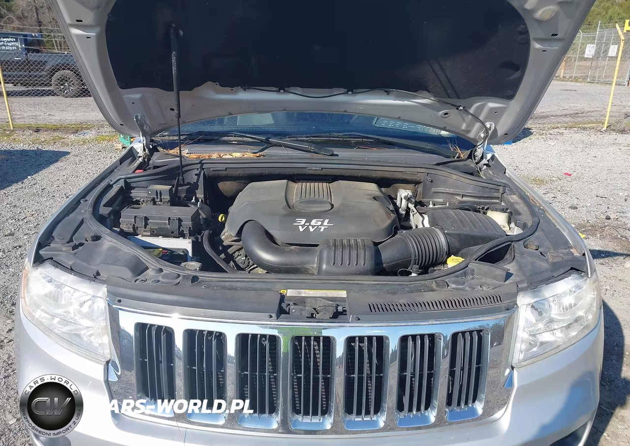 2012 Jeep Grand Cherokee Laredo VIN:1C4RJFAG6CC349783 - 10