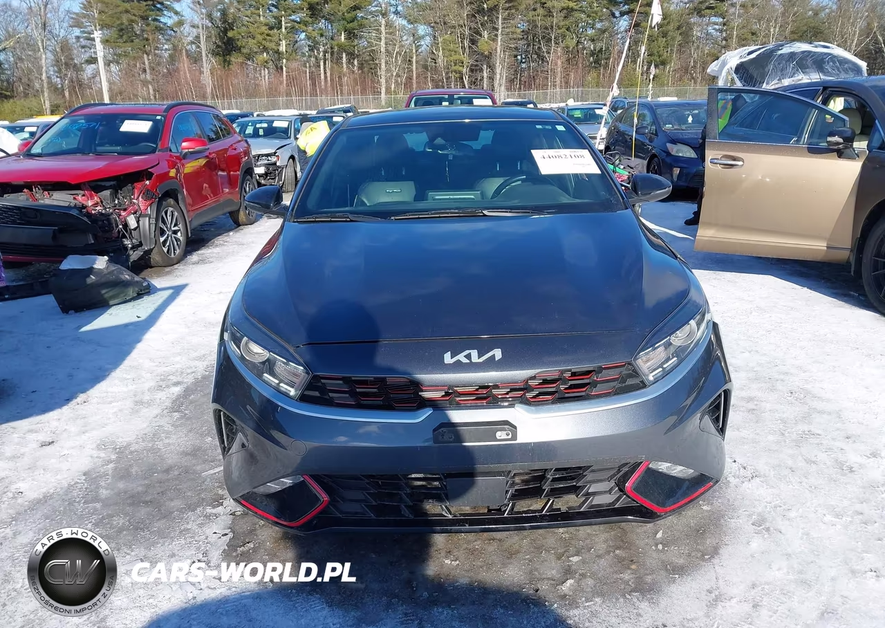 2023 Kia Forte Gt-Line VIN:3KPF54AD4PE686548 - 13