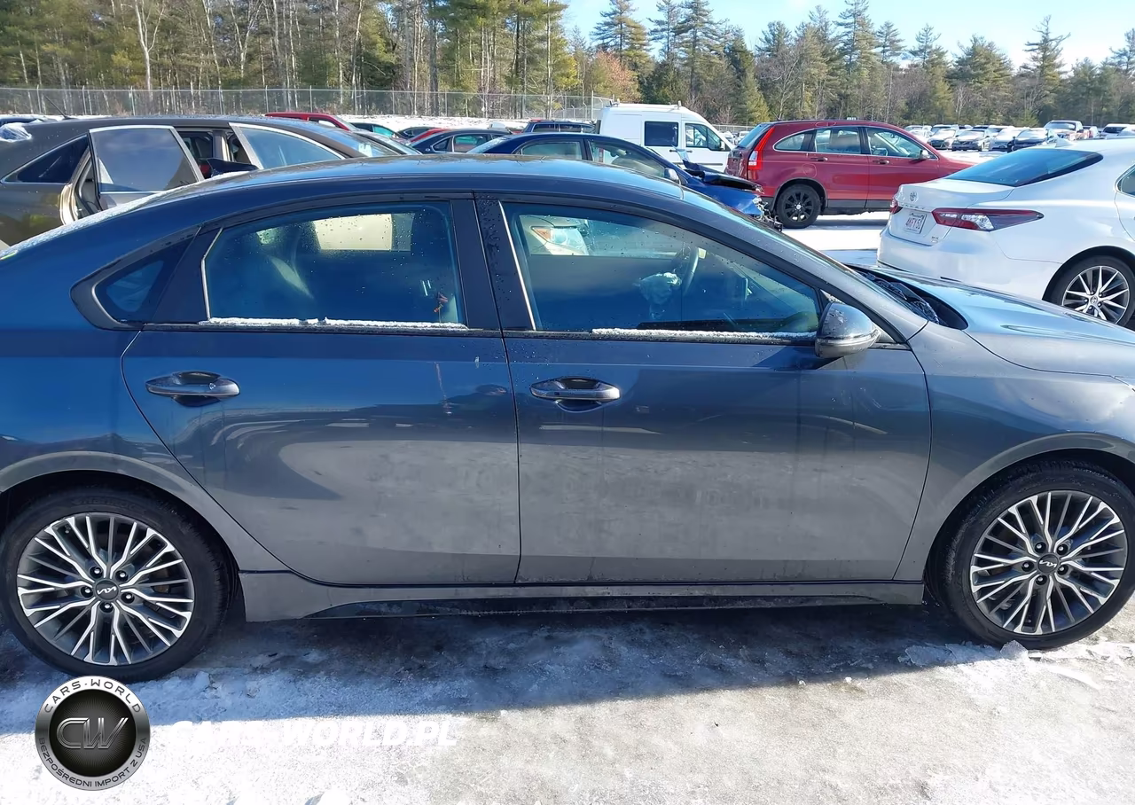 2023 Kia Forte Gt-Line VIN:3KPF54AD4PE686548 - 14
