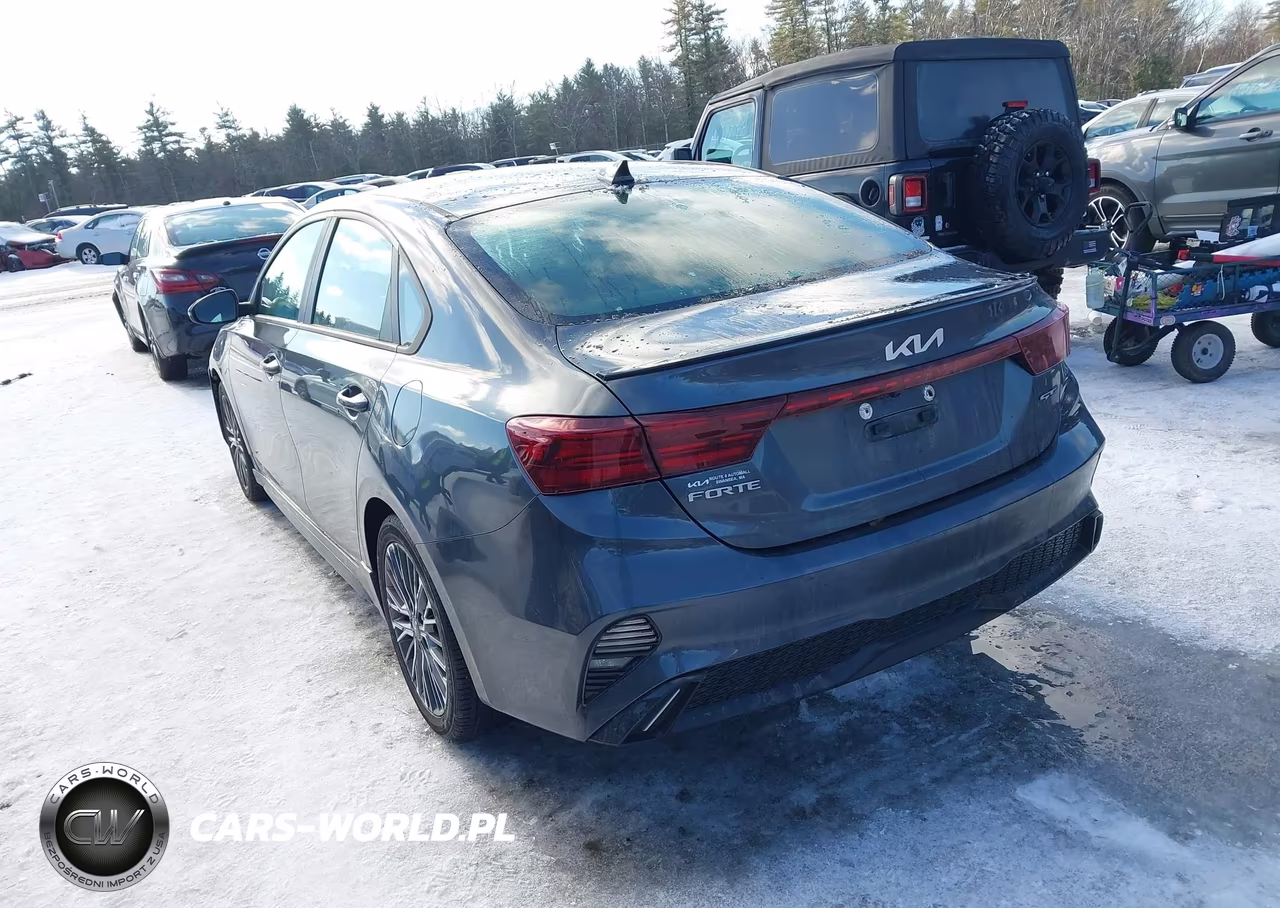 2023 Kia Forte Gt-Line VIN:3KPF54AD4PE686548 - 3