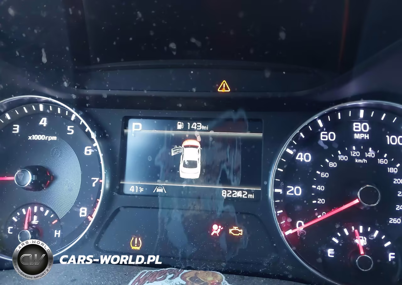 2023 Kia Forte Gt-Line VIN:3KPF54AD4PE686548 - 7