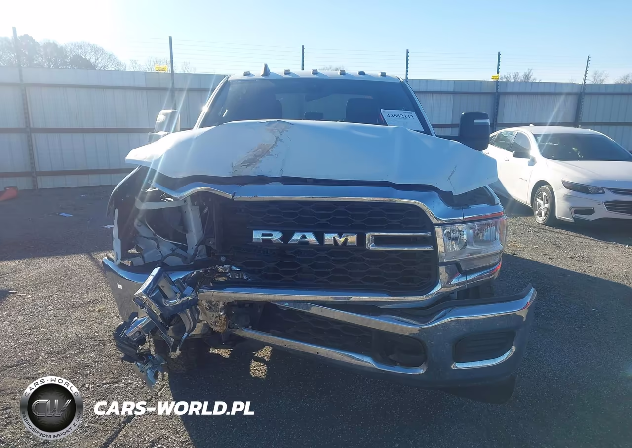 2024 Ram 2500 Tradesman 4X4 6'4 Box VIN:3C6UR5CJ7RG143066 - 13