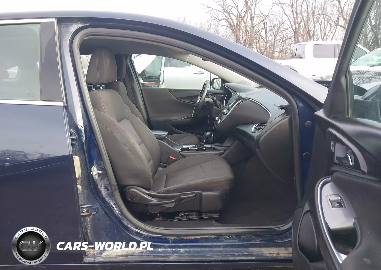 2018 Chevrolet Malibu Lt VIN:1G1ZD5ST0JF163495 - 5
