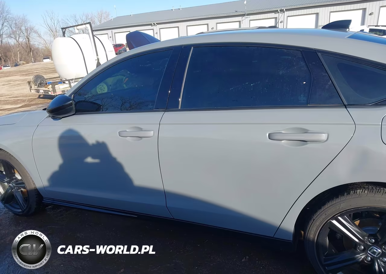 2025 Honda Accord Hybrid Sport-L VIN:1HGCY2F71SA084978 - 15