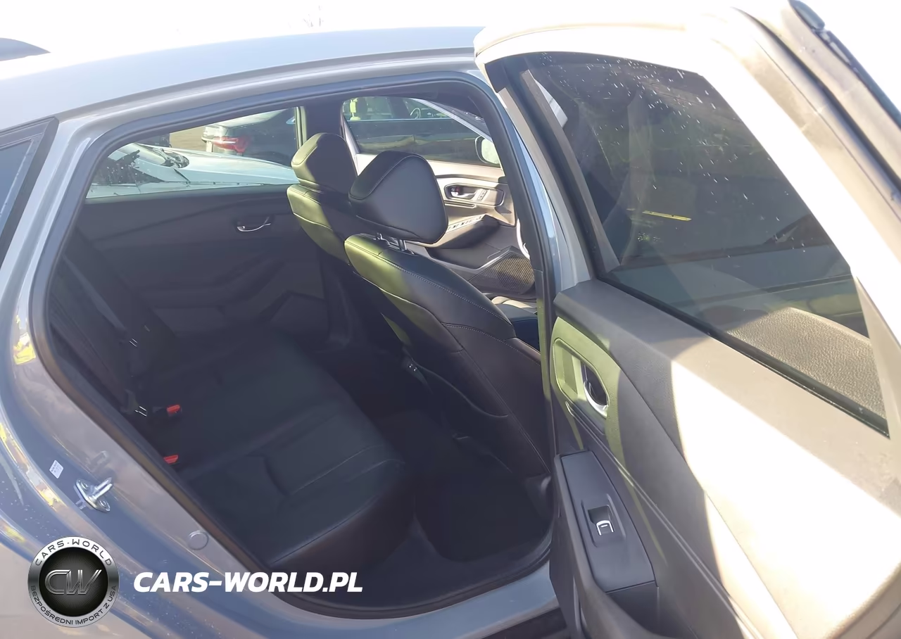 2025 Honda Accord Hybrid Sport-L VIN:1HGCY2F71SA084978 - 8