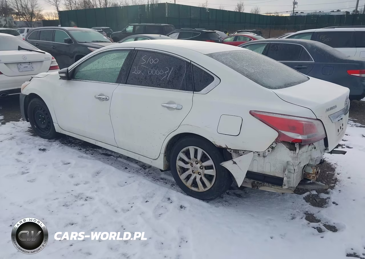 2013 Nissan Altima 2.5 S VIN:1N4AL3AP2DC203894 - 3