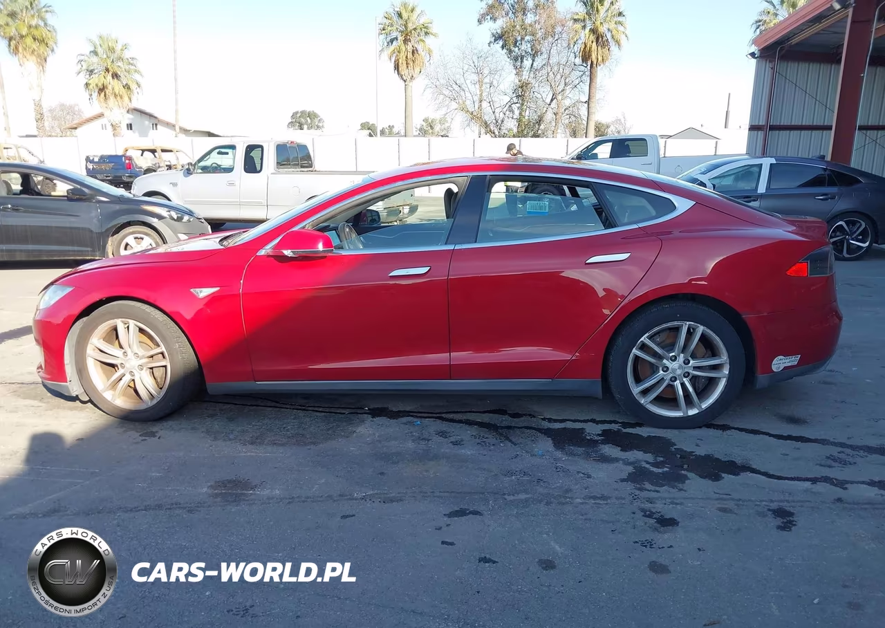 2013 Tesla Model S VIN:5YJSA1AC3DFP10926 - 13