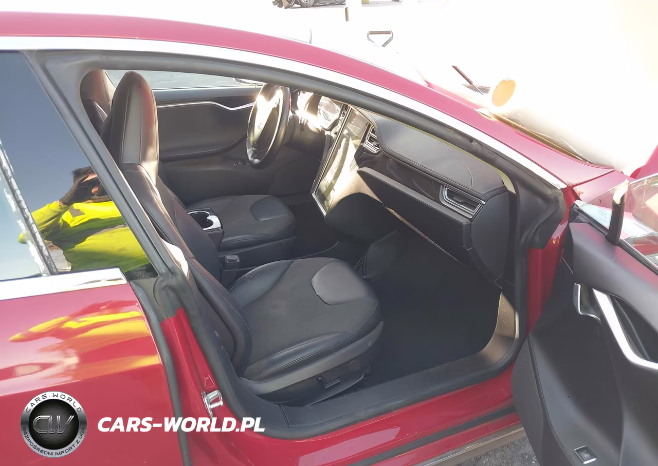 2013 Tesla Model S VIN:5YJSA1AC3DFP10926 - 5