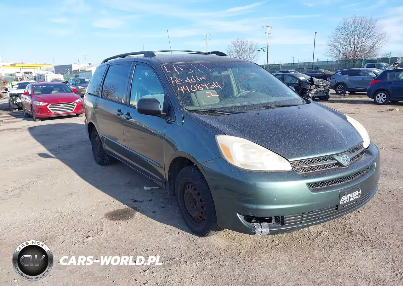 2005 Toyota Sienna Le