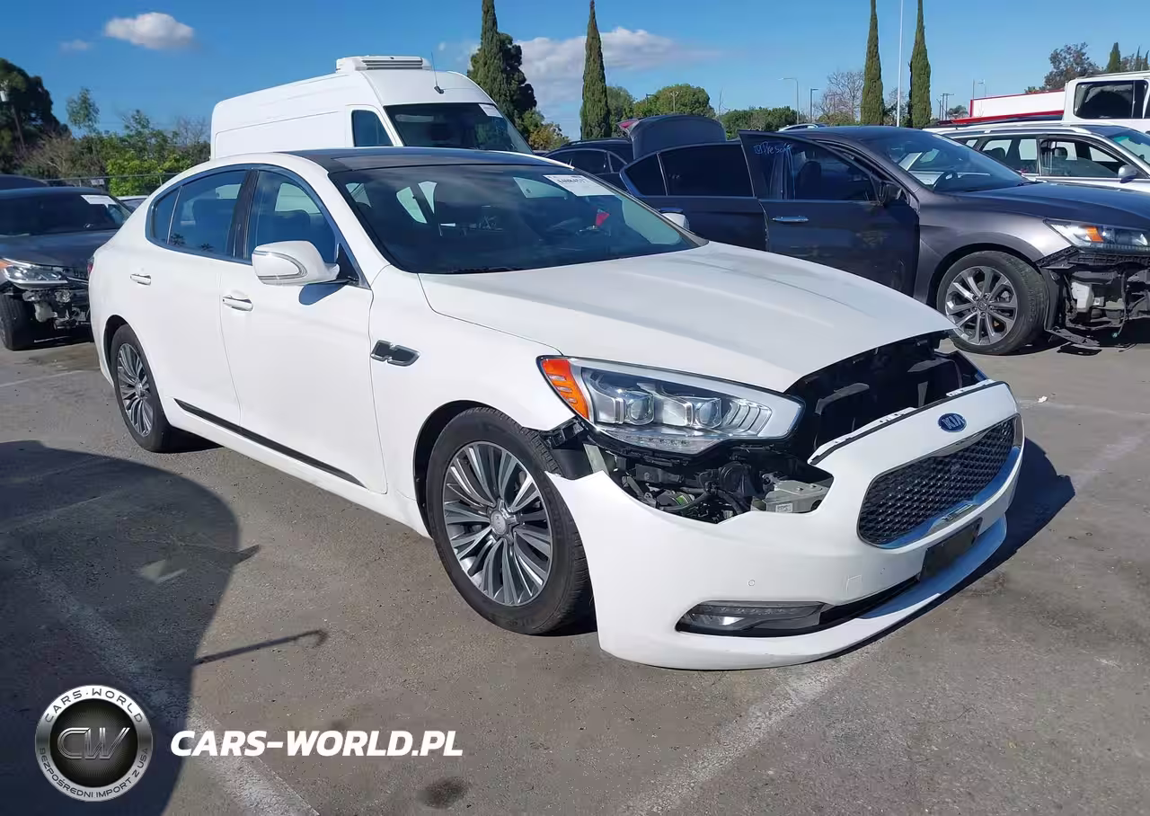 2017 Kia K900 Premium 3.8L