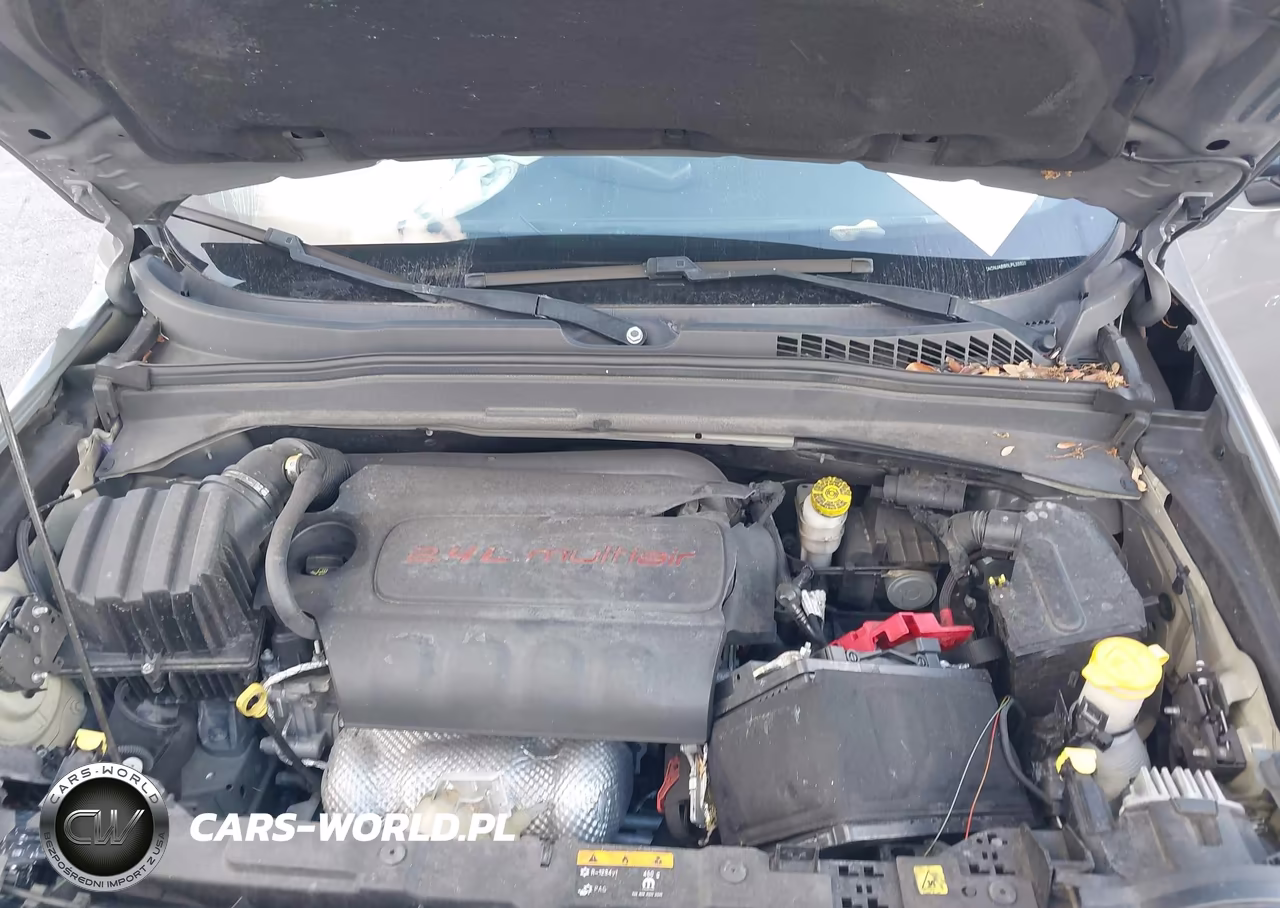2020 Jeep Renegade Latitude VIN:ZACNJABB0LPL33320 - 10