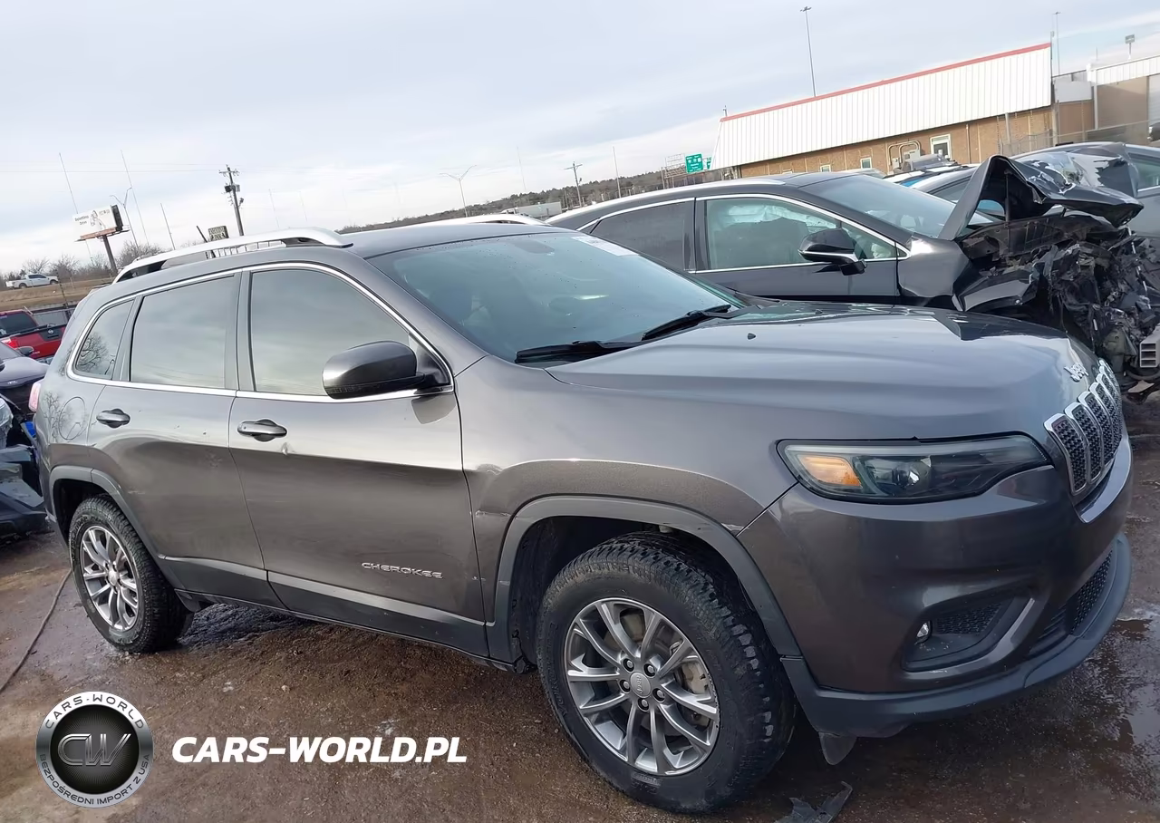 2020 Jeep Cherokee Latitude Plus 4X4 VIN:1C4PJMLB0LD590553 - 13